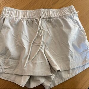 Avalanche Women's Light Gray Athletic Shorts